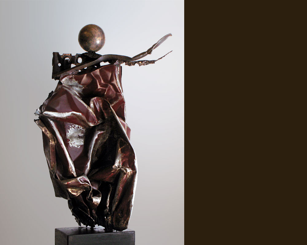 sculpture-contemporaine-tole-acier-fierté-métallique-2